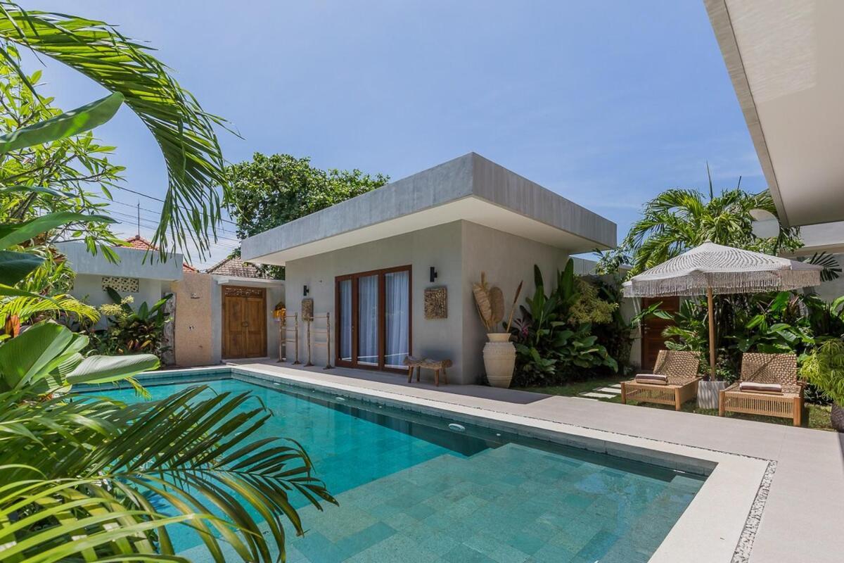Jazz 3br 10m Pool Villa Seminyak (Bali)