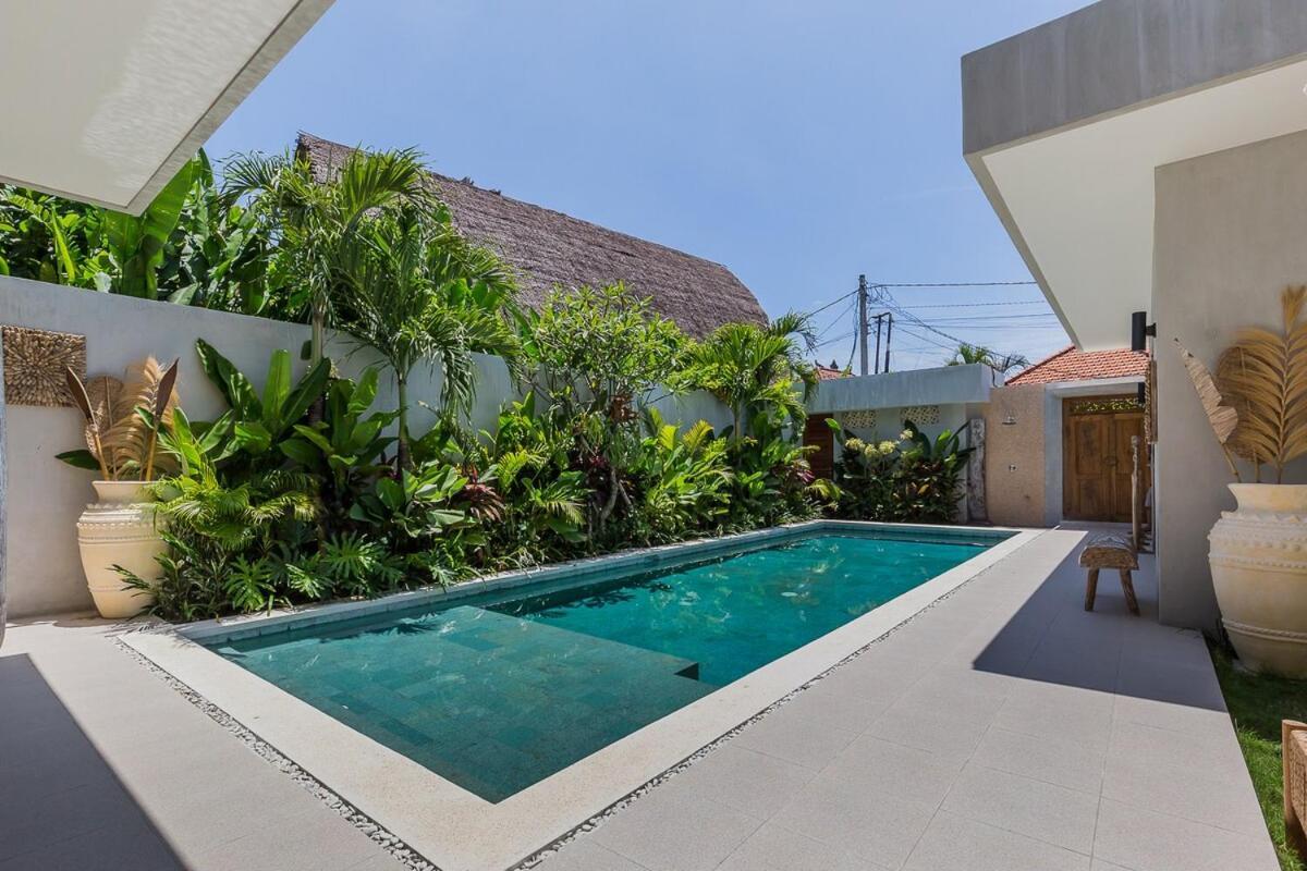 Jazz 3br 10m Pool Villa