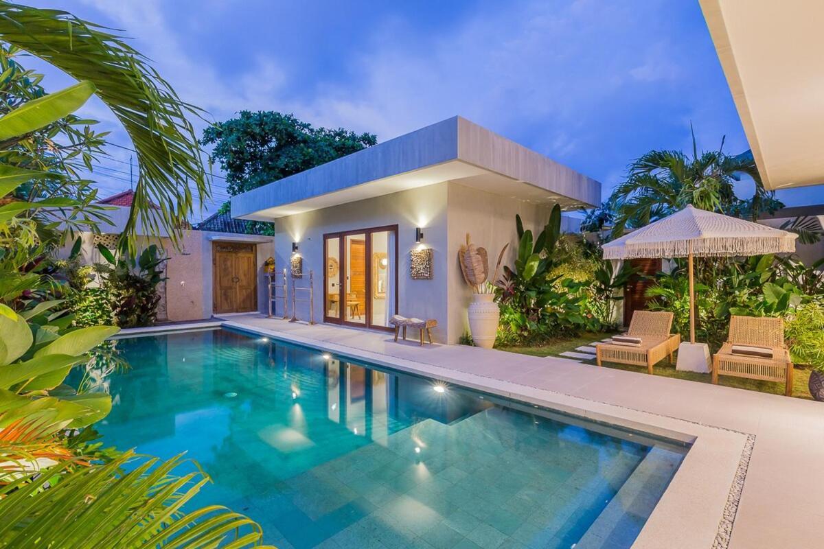 Jazz 3br 10m Pool Villa